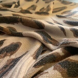 LEOPARD LOOSE KNIT SWEATER